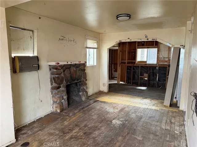 10448 Mountair, Tujunga, California 91042