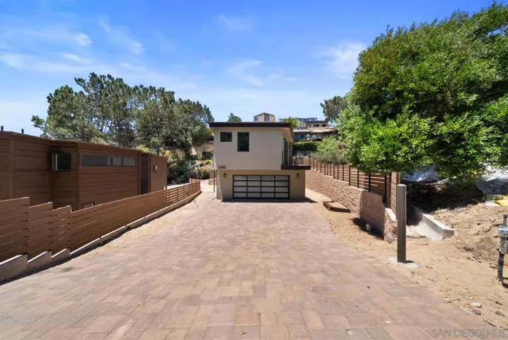 12982 Via Grimaldi, Del Mar, California 92014