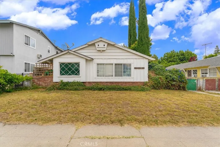 5816 Woodman Ave, Van Nuys, California 91401