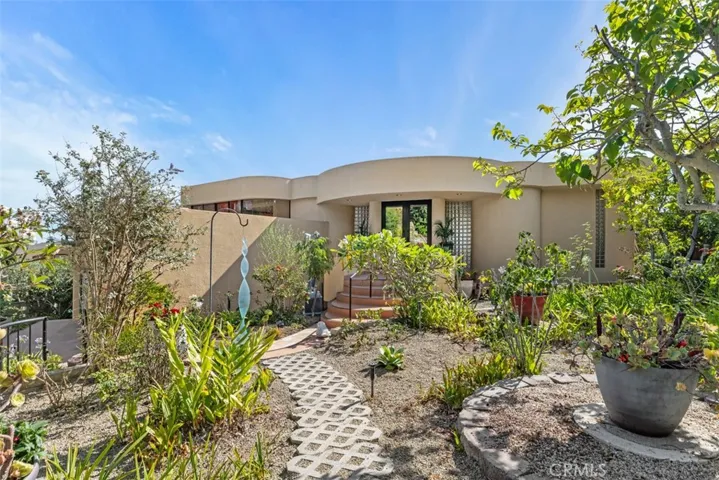 More garden view, large space to add more plantings if​​‌​​​​‌​​‌‌​​‌​​​‌‌​​​‌​​‌‌​​‌‌​​‌‌​​​​ wished.