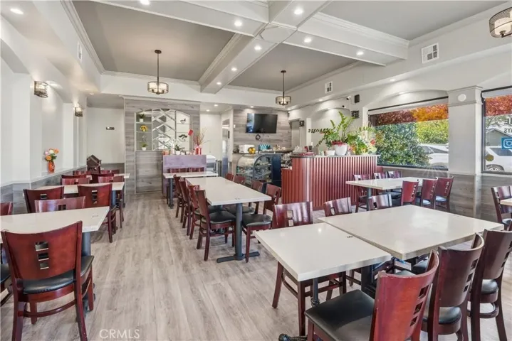 9082 Las Tunas, Temple City, California 91780