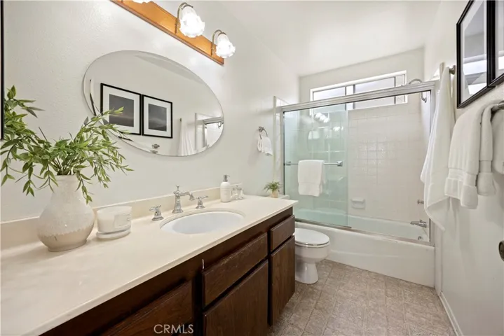 28072 Paseo Ventura, San Juan Capistrano, California 92675