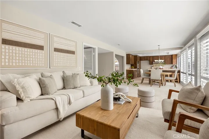 28072 Paseo Ventura, San Juan Capistrano, California 92675