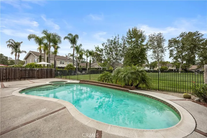 28072 Paseo Ventura, San Juan Capistrano, California 92675