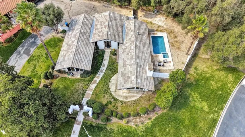 32369 Wiskon Way W, Pauma Valley, California 92061