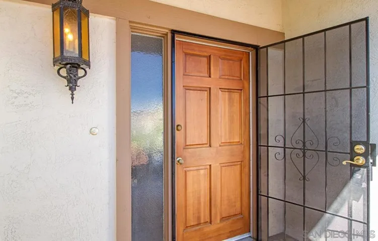 12095 Caminito Campana, San Diego, California 92128