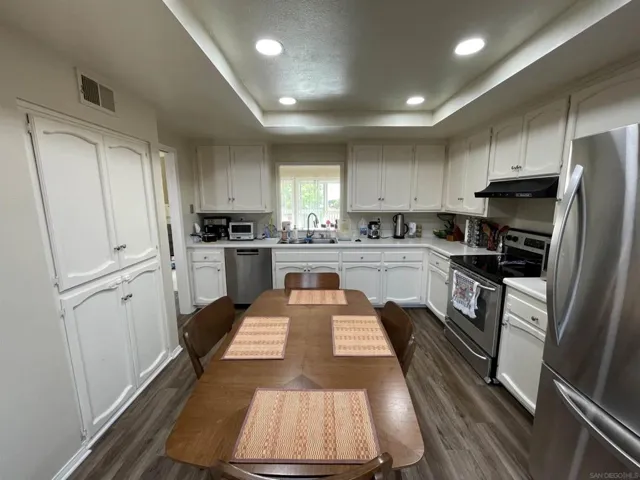 12095 Caminito Campana, San Diego, California 92128