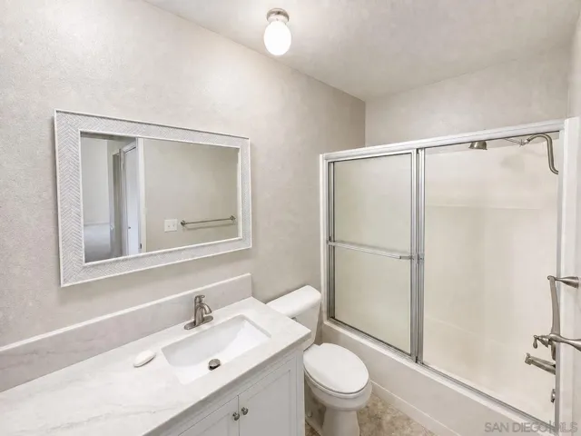 12095 Caminito Campana, San Diego, California 92128