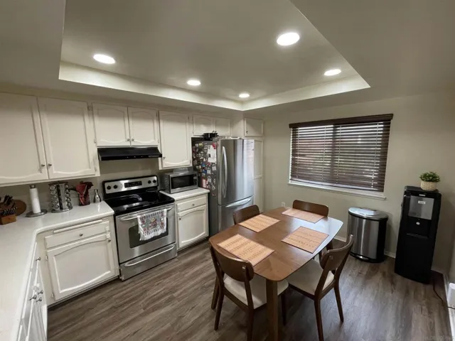 12095 Caminito Campana, San Diego, California 92128