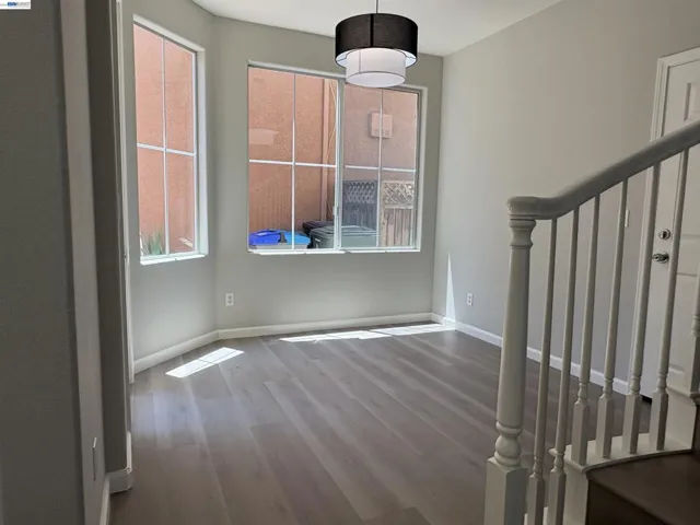 439 Kent Dr., Mountain View, California 94043