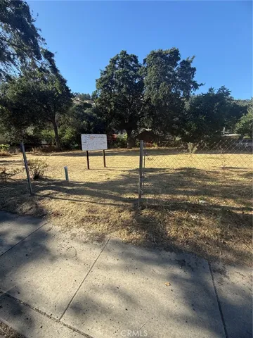 12484 The Plaza, Clearlake Oaks, California 95423