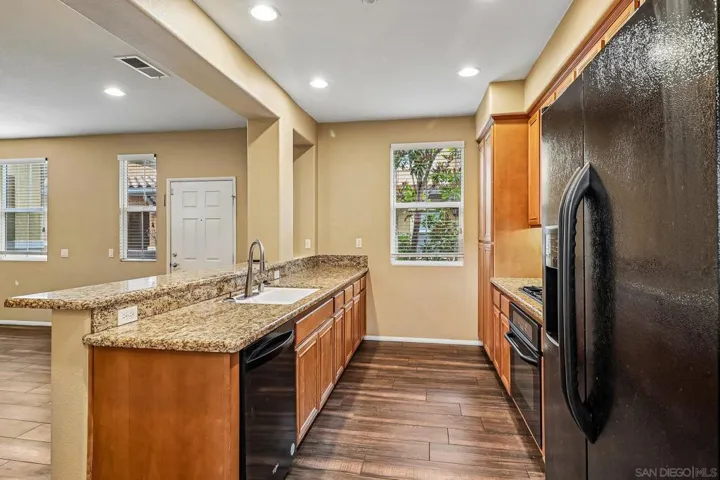 152 Via Montisi, Santee, California 92071