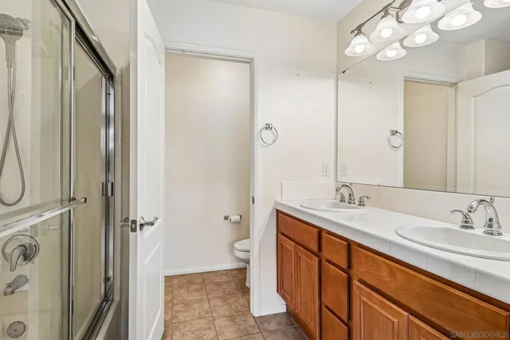 152 Via Montisi, Santee, California 92071