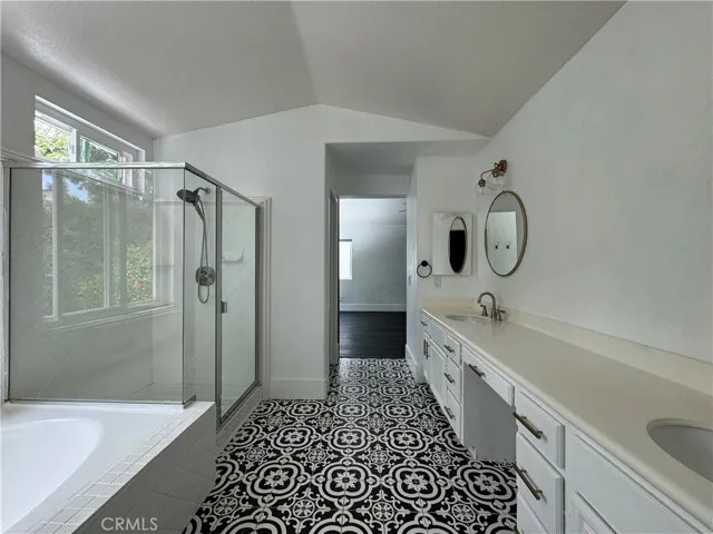 28 Deerwood, Aliso Viejo, California 92656