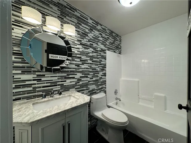 28 Deerwood, Aliso Viejo, California 92656