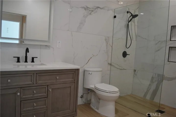 12747 Hilltop Drive B, Redlands, California 92373