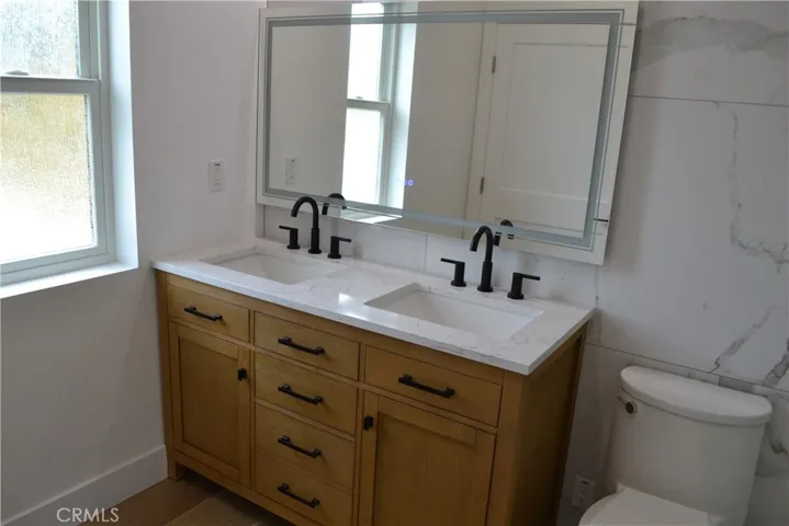 12747 Hilltop Drive B, Redlands, California 92373