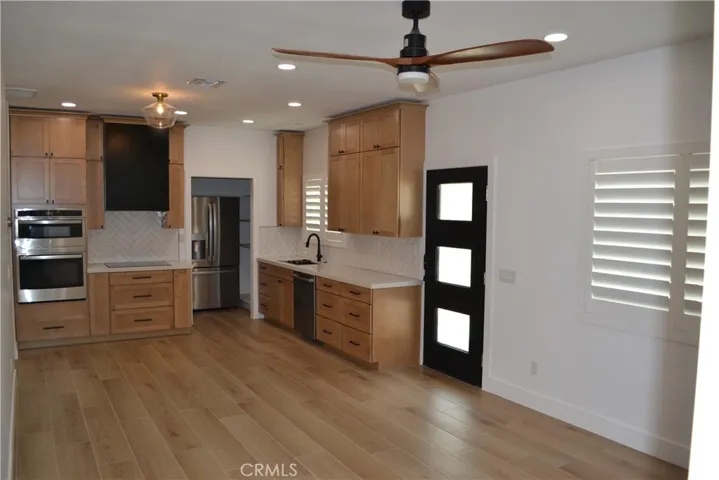 12747 Hilltop Drive B, Redlands, California 92373