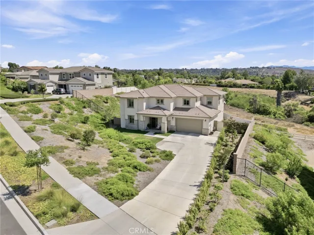 1238 Matterhorn, Riverside, California 92506