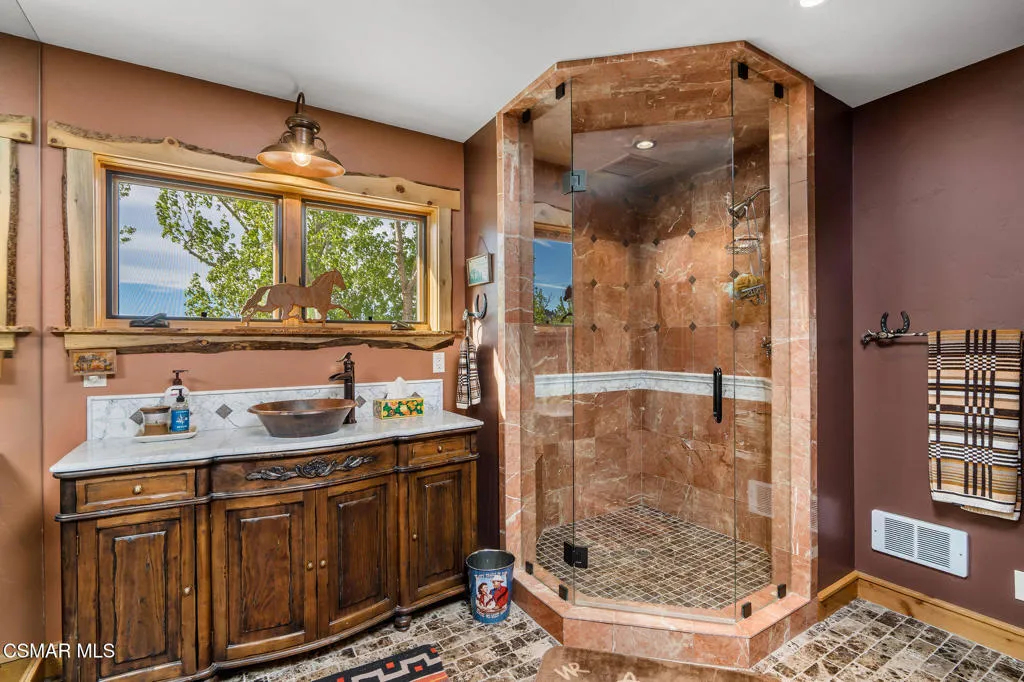 Secondary Bathroom Secondary Bathroom