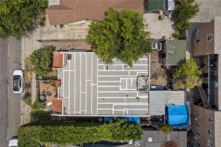 1154 N Wilton, Los Angeles, California 90038