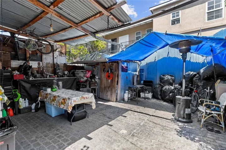 1154 N Wilton, Los Angeles, California 90038