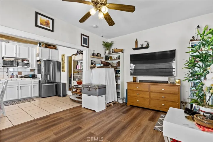 1154 N Wilton, Los Angeles, California 90038