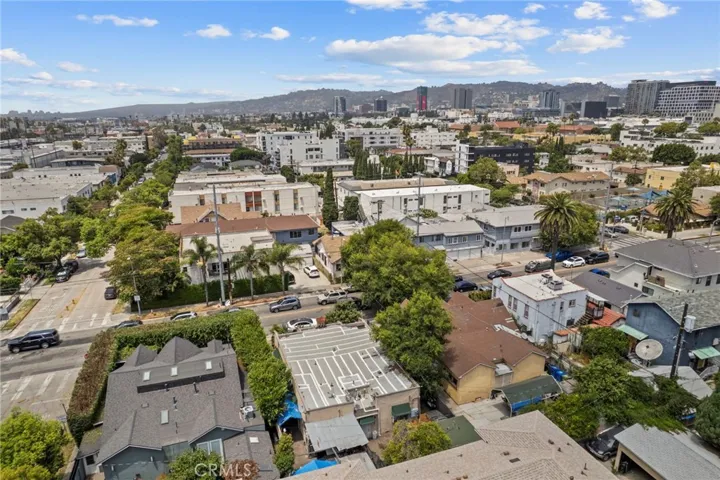 1154 N Wilton, Los Angeles, California 90038