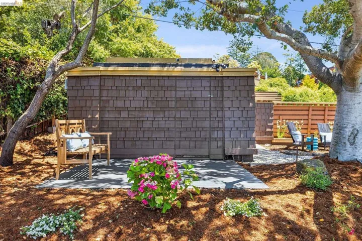 331 Western Dr, Richmond, California 94801
