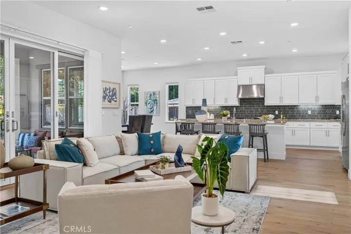 300 Village Lane, Scotts Valley, California 95066