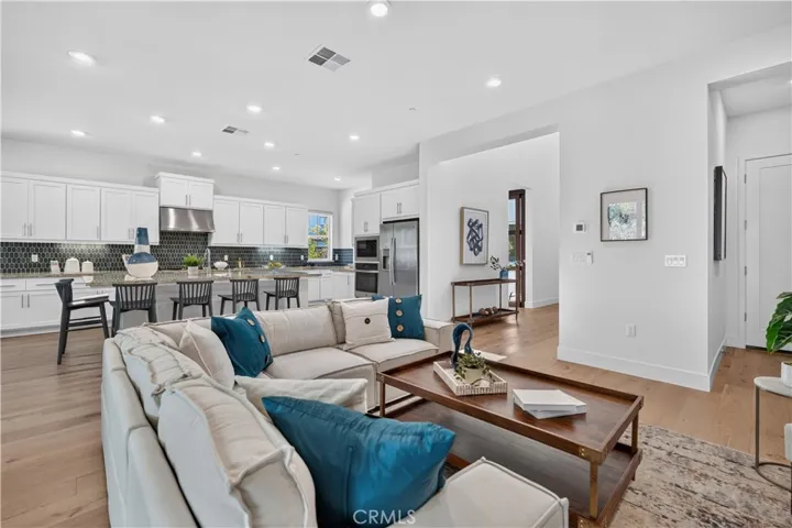 300 Village Lane, Scotts Valley, California 95066