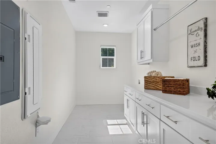 300 Village Lane, Scotts Valley, California 95066