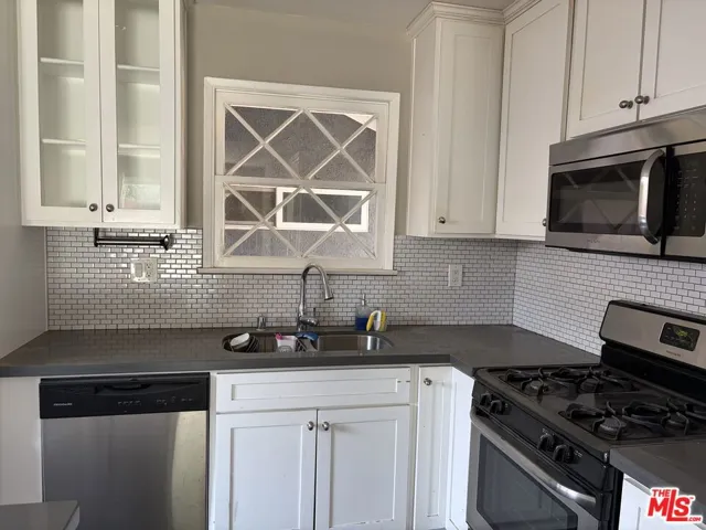 22115 Hart Street, Canoga Park, California 91303