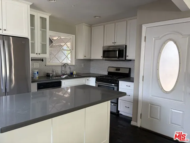 22115 Hart Street, Canoga Park, California 91303