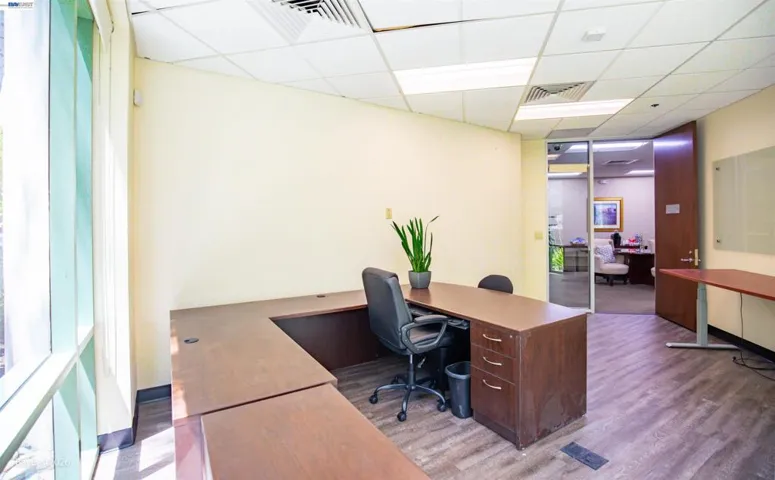 Office Space 104