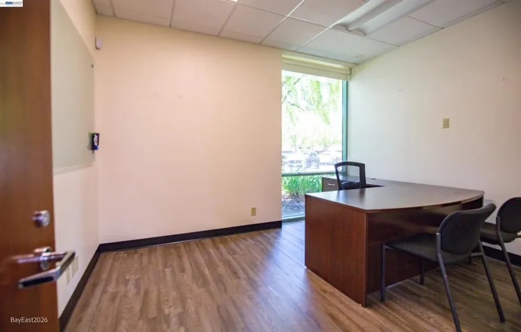 Office Space 106