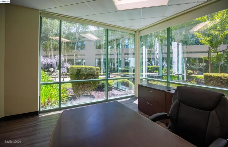 Office Space 104