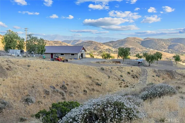 6931 Sierra, Agua Dulce, California 91390