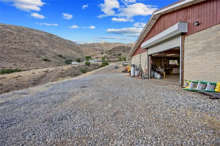 6931 Sierra, Agua Dulce, California 91390