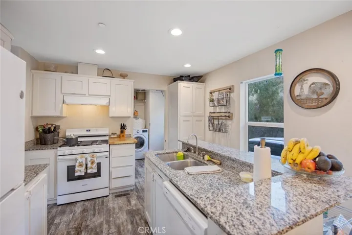 6931 Sierra, Agua Dulce, California 91390