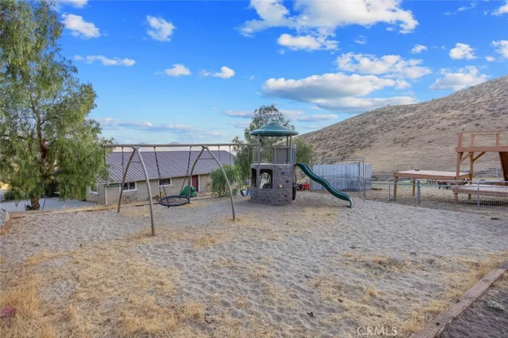 6931 Sierra, Agua Dulce, California 91390