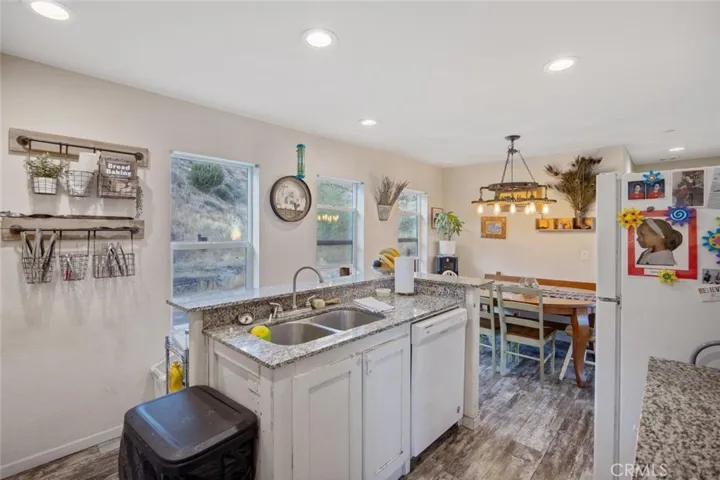 6931 Sierra, Agua Dulce, California 91390