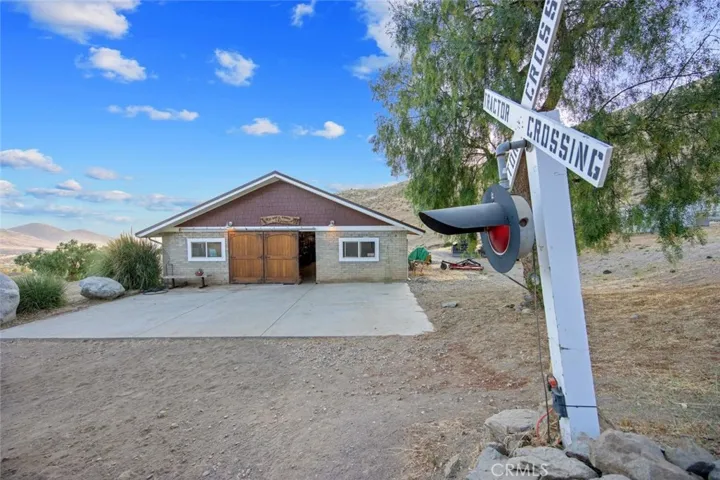 6931 Sierra, Agua Dulce, California 91390