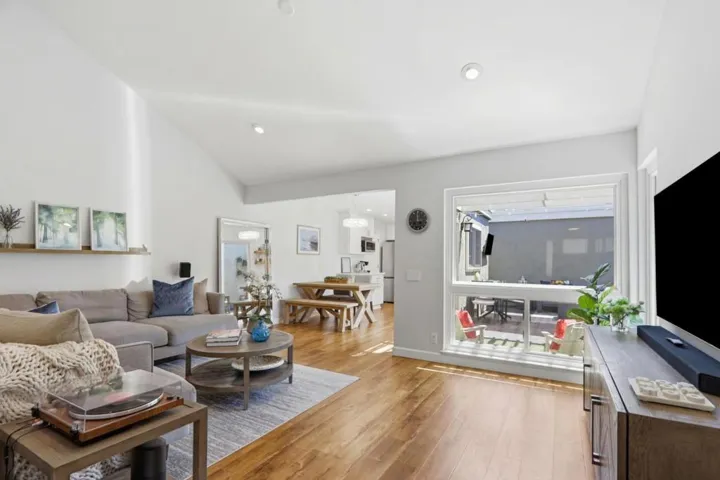152 Escobar Avenue, Los Gatos, California 95032