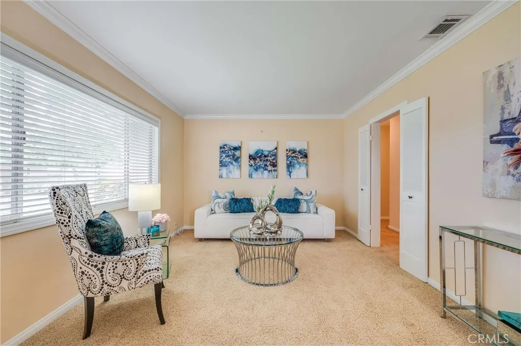 Sunny and spacious living room