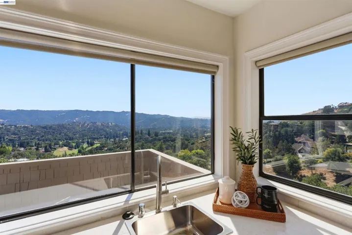 506 Oakshire Place, Alamo, California 94507