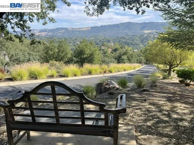 506 Oakshire Place, Alamo, California 94507