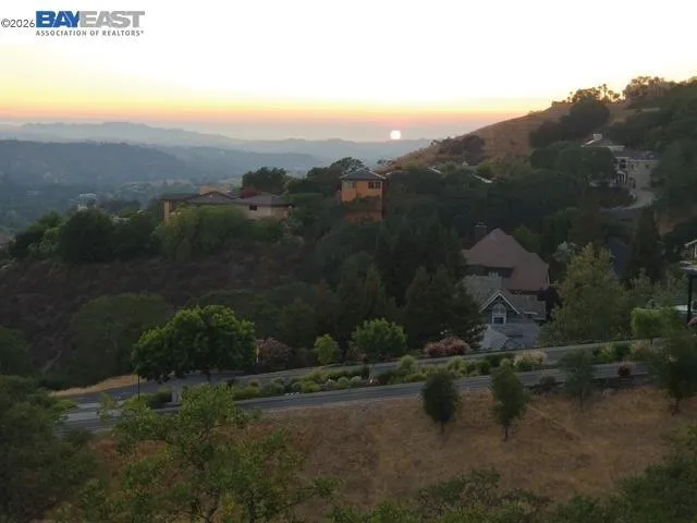506 Oakshire Place, Alamo, California 94507