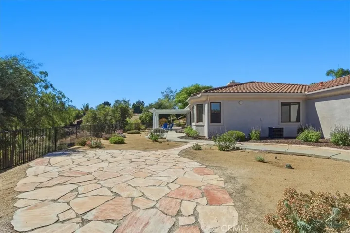 3927 Limber Pine, Fallbrook, California 92028