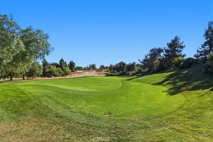 3927 Limber Pine, Fallbrook, California 92028